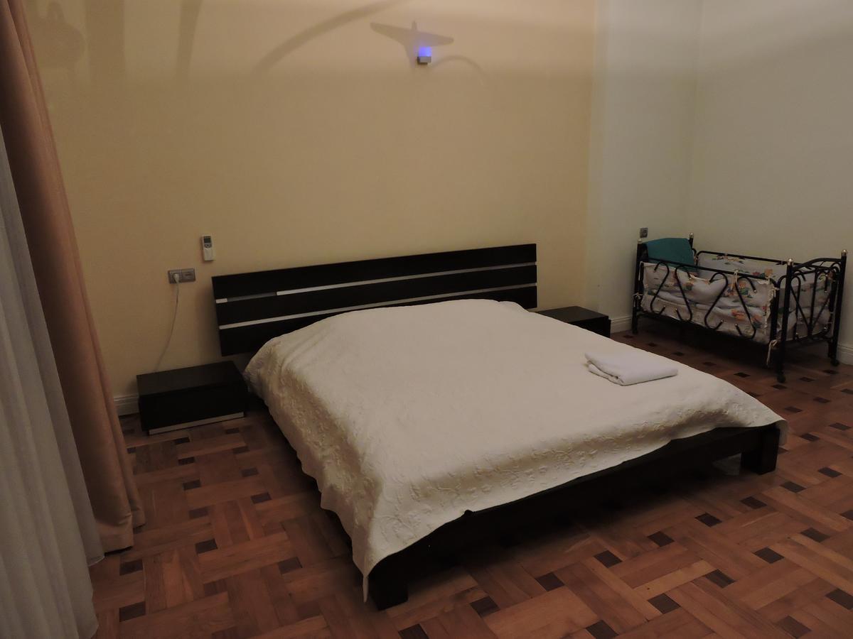 1 Shota Rustaveli Avenue Apartment Тбилиси Екстериор снимка